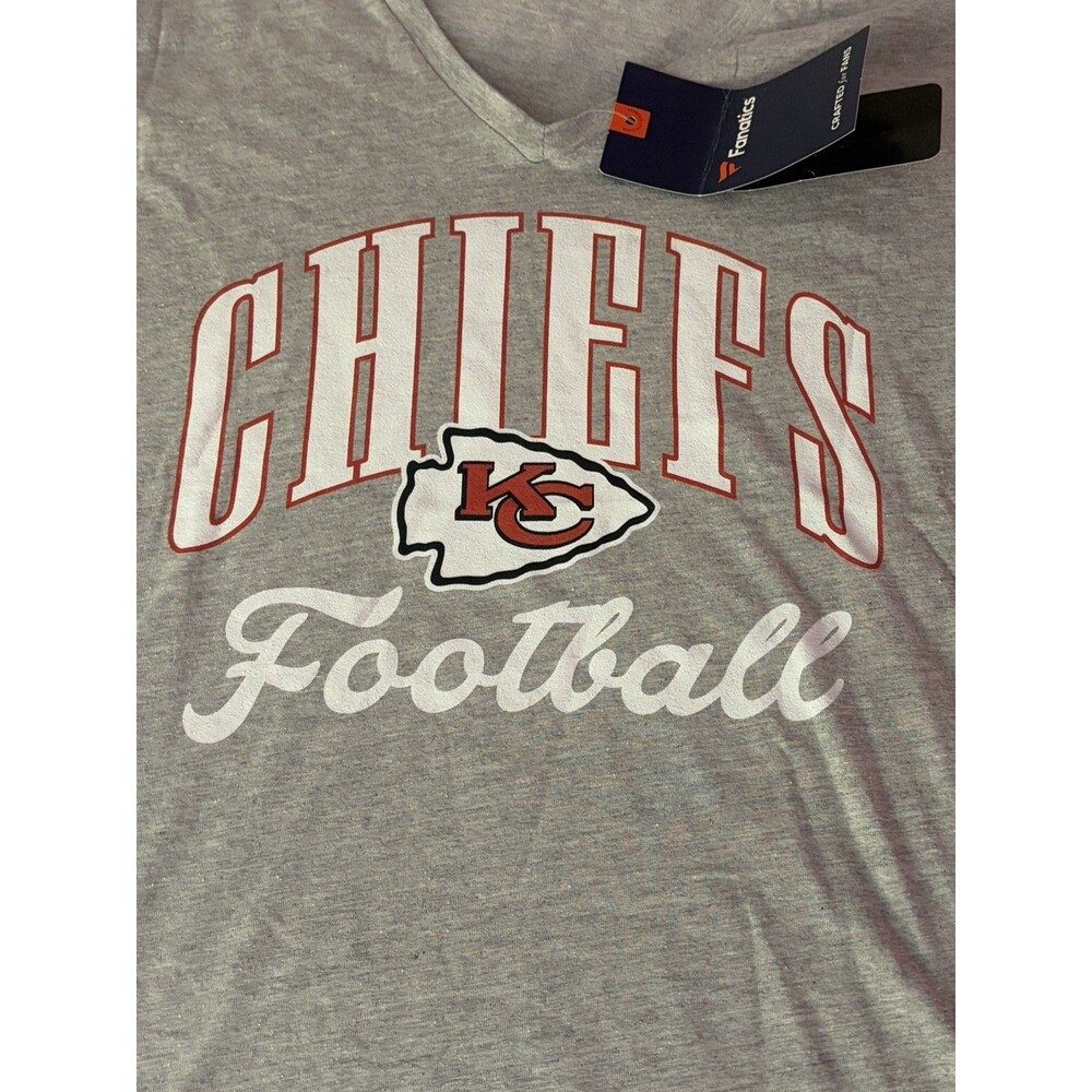 Kansas City Chiefs Fanatics Womens XL Gray V Neck T Shirt NFL Football NWT - Picture 2 of 7